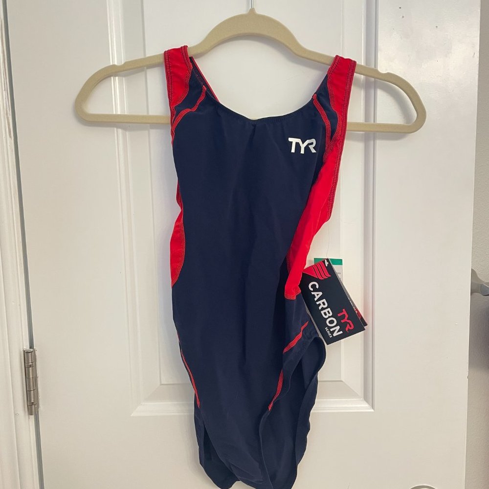 TYR carbon tech suit